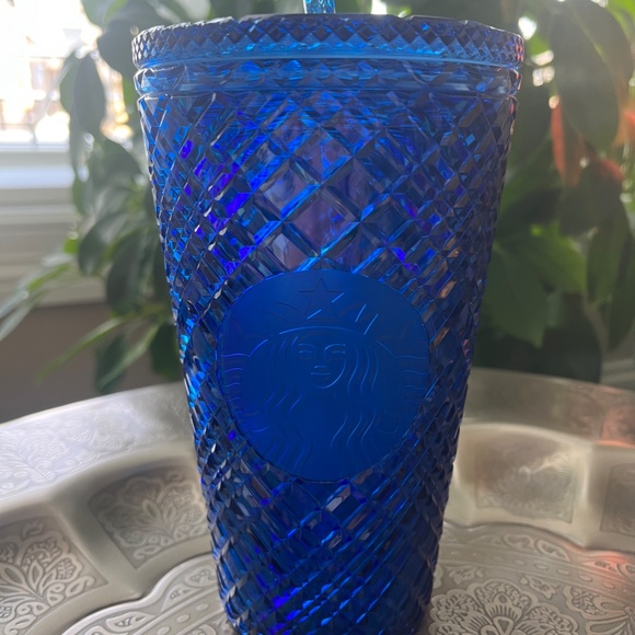 STARBUCKS Limited Edition Winter Holiday 2022 Blue Jeweled 16oz Tumbler - Picture 4 of 4